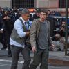 George Clooney, Jack O'Connell et Giancarlo Esposito sur le tournage de Money Monster, prochain film de Jodie Foster, à Wall Street, New York, le 11 avril 2015.