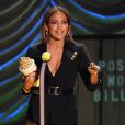 Jennifer Lopez aux MTV Movie Awards à Los Angeles le 12 avril 2015 a reçu le prix de la meilleure performance effrayante