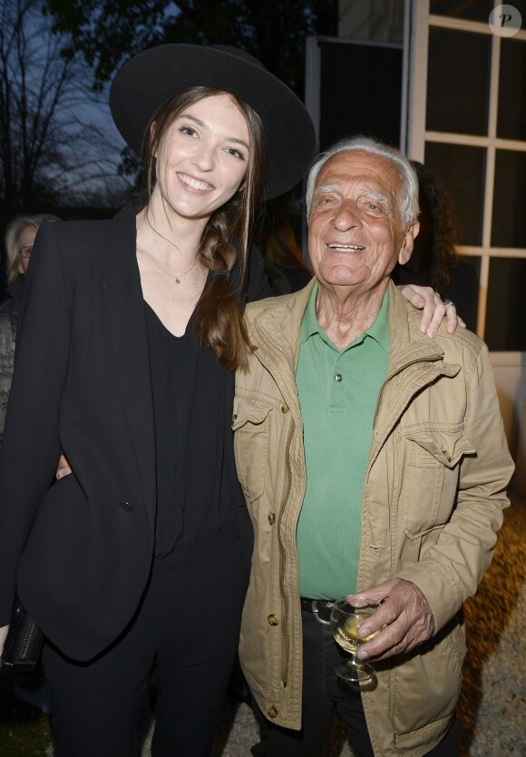 Annabelle Waters Belmondo et Alain Belmondo - Soirée du cinquième anniversaire du musée Paul Belmondo à Boulogne-Billancourt le 13 avril 2015. 