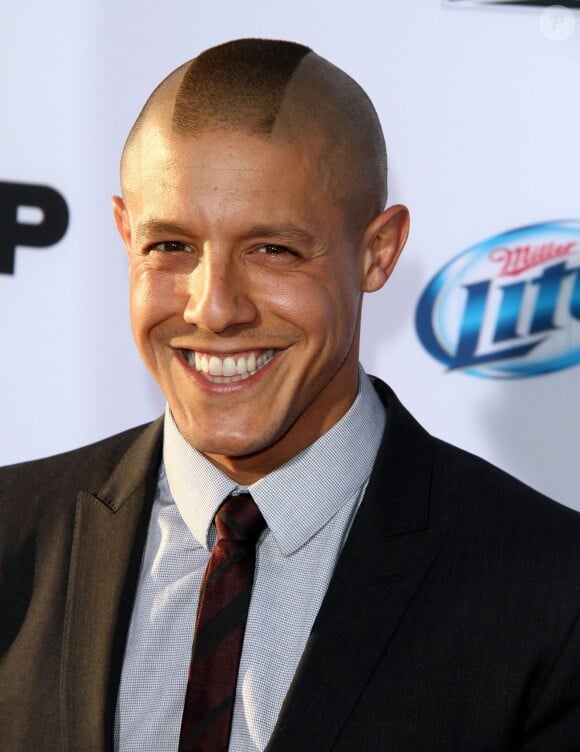 Theo Rossi - Premiere de 'Sons Of Anarchy Season 6' a Hollywood le 7 septembre 2013.  