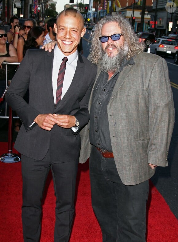 Mark Boone Junior, Theo Rossi - Premiere de 'Sons Of Anarchy Season 6' a Hollywood le 7 septembre 2013.  