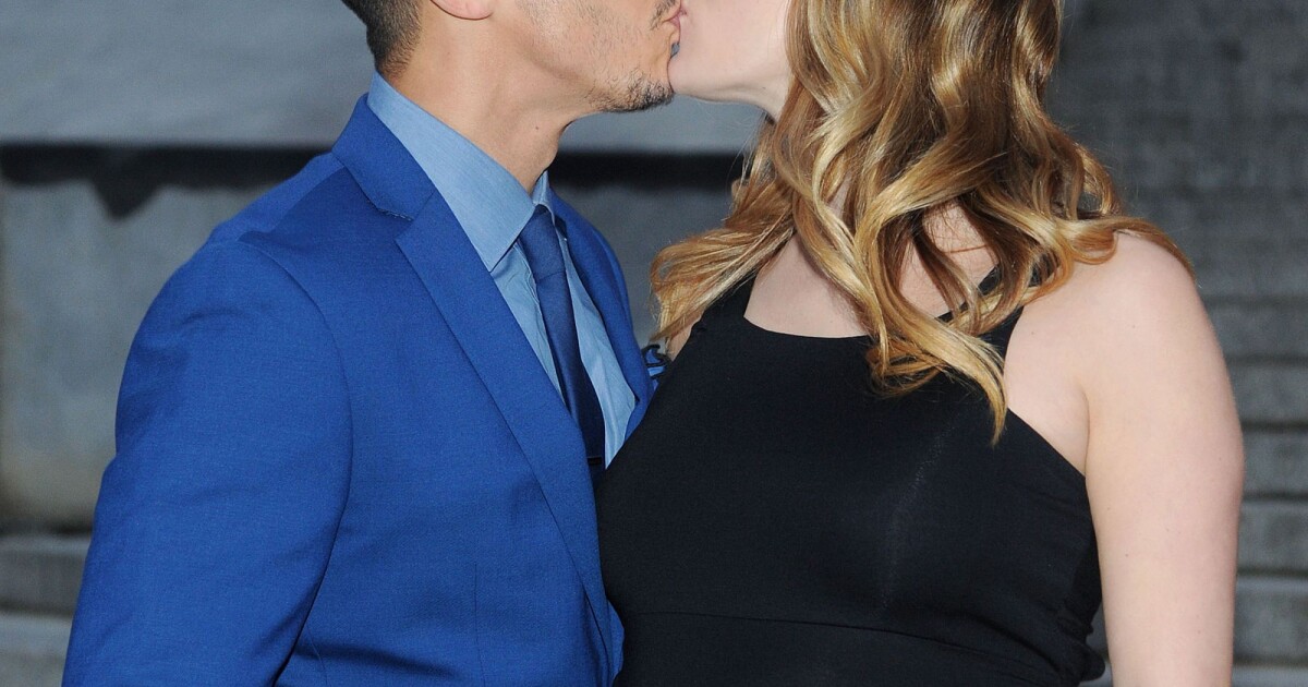 Theo Rossi Sons Of Anarchy Mari Sa Belle Meghan Mcdermott Et Bient T Papa Purepeople