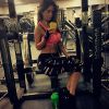 Sur Instagram, le mannequin Sarah Stage enceinte a ajouté une photo à la salle de gym le 24 janvier 2015