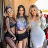 Kylie et Kendall Jenner, et Khloé Kardashian assistent à la pool party de l'application de chat Regroupd. Bermuda Dunes, le 18 avril 2015.