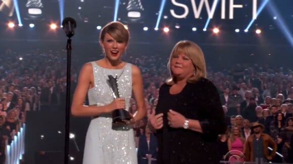 Taylor Swift récompensée : L'émouvant discours de sa maman malade