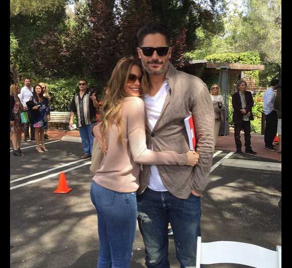 Sofia Vergara à l'occasion des fêtes de Pâques avec son fiancé Joe Manganiello, sur Instagram le 5 avril 2015