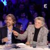 Léa Salamé, très gênée par la drague lourdingue de Jean-Pierre Mocky - On n'est pas couché sur France 2, samedi 2 mai 2015.