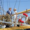 Le roi Willem-Alexander et la reine Maxima des Pays-Bas en visite sur l'île d'Aruba le 1er mai 2015