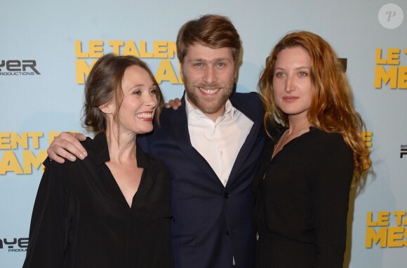Anne Marivin, Tom Dingler et Julia Piaton - Avant-première du film "Le talent de mes amis" au théâtre Bobino à Paris le 4 mai 2015.