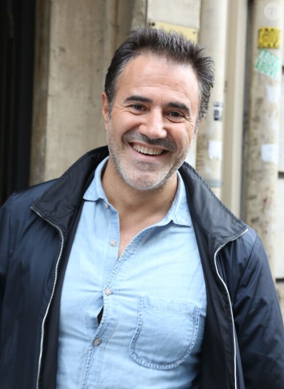 Exclusif - José Garcia - People arrivant a un enregistrement a la Radio Europe 1 a Paris, le 23 octobre 2013.