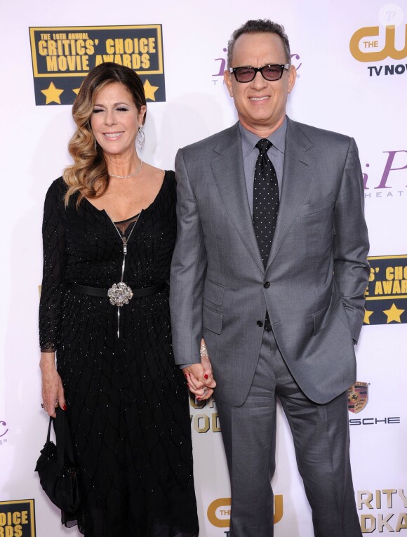 Tom Hanks et sa femme Rita Wilson - Ceremonie des "Critics' Choice Movie Awards" a Santa Monica. Le 16 janvier 2014