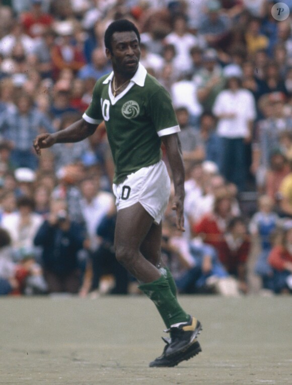 Pelé sous le maillot du Cosmos de New York le 15 août 1977 à New York