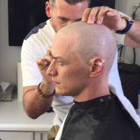 James McAvoy, le crâne rasé pour X-Men : Il se prépare pour l'Apocalypse