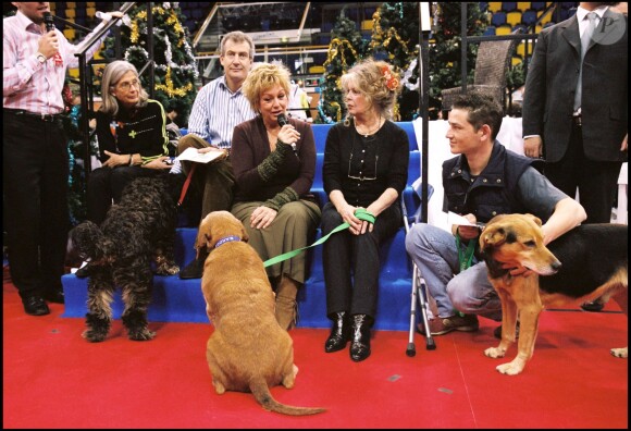 Brigitte Bardot et Mylène Demongeot - Levallois Peret, le noel des animaux le 11 décembre 2005 