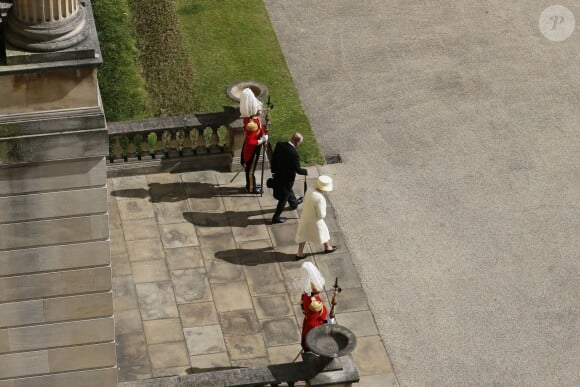 Le prince Philip et la reine Elizabeth II lors de la première garden party de l'année à Buckingham, le 12 mai 2015