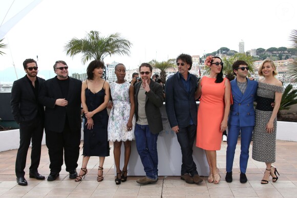Jake Gyllenhaal, Guillermo del Toro, Sophie Marceau, Rokia Traoré, Ethan et Joël Coen, Rossy de Palma, Xavier Dolan et Sienna Miller - Photocall du jury du 68e Festival International du Film de Cannes, le 13 mai 2015.