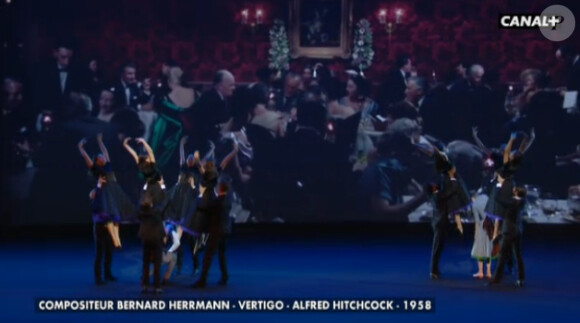 La cérémonie d'ouverture du 68e Festival de Cannes le 13 mai 2015 : séquence dansée et chorégraphie par Benjamin Millepied, qui évoque une scène d'amour de "Sueurs Froides" ("Vertigo"), réalisé par Alfred Hitchcock en 1958 sur la musique de Bernard Hermann