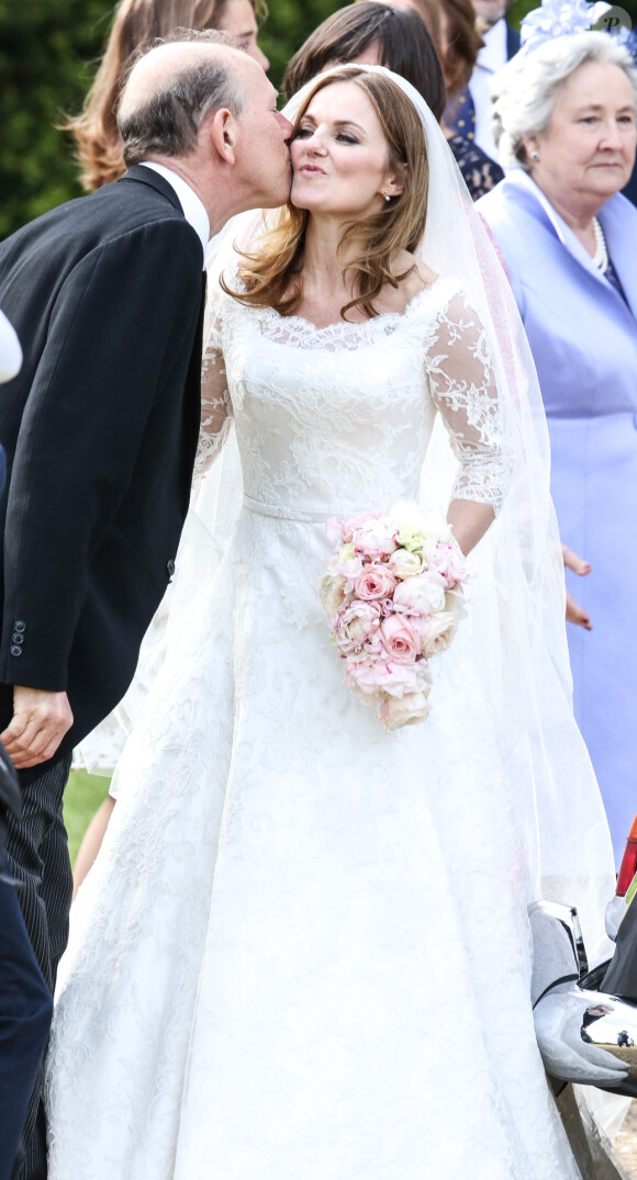 La popstar Geri Halliwell et Christian Horner - Mariage de Geri Halliwell et Christian Horner en l'église de Woburn le 15 mai 2015