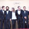 Gabor Sipos, Todd Charmont, Laszlo Nemes, Geza Rohrig, Clara Royer, Urs Rechn, Levente Molnar lors de la montée des marches du film "Le fils de Saul" lors du 68e Festival International du Film de Cannes, le 15 mai 2015.