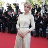 Virginie Efira - Montée des marches du film "Mia Madre" lors du 68e Festival International du Film de Cannes, le 16 mai 2015.