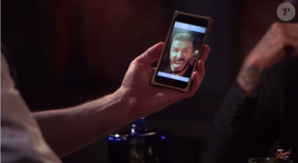 David Beckham réalise un selfie moche pour Jimmy Kimmel et son émission Jimmy Kimmel Live.