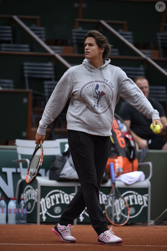 Amélie Mauresmo lors d'un entraînement d'Andy Murra à Roland-Garros à Paris le 19 mai 2015
