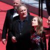 Dan Warner, Gérard Depardieu, Isabelle Huppert et Guillaume Nicloux - Montée des marches du film "Valley of Love" lors du 68e Festival International du Film de Cannes, le 22 mai 2015.