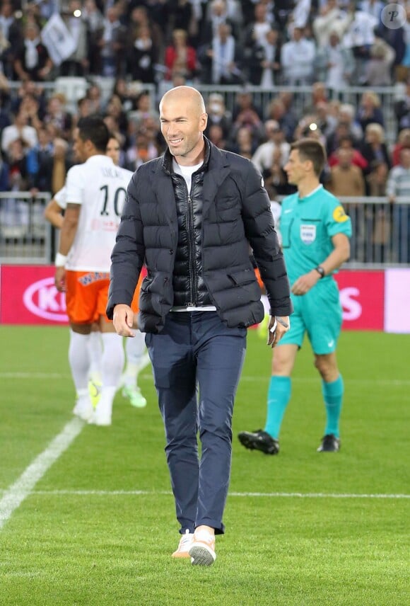 Zinedine Zidane, ému lors du match d'inauguration du Nouveau Stade, la nouvelle enceinte des Girondins de Bordeaux, entre les Girondins et Montpellier, le 23 mai 2015 à Bordeaux