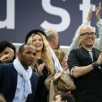  Pascal Obispoet sa compagne Julie Hantson lors du match d'inauguration du Nouveau Stade, la nouvelle enceinte des Girondins de Bordeaux, entre les Girondins et Montpellier, le 23 mai 2015 &agrave; Bordeaux 