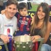 Lionel Messi avec Antonella et leur fils Thiago pour fêter le titre du Barça le 23 mai 2015 au Camp Nou. 