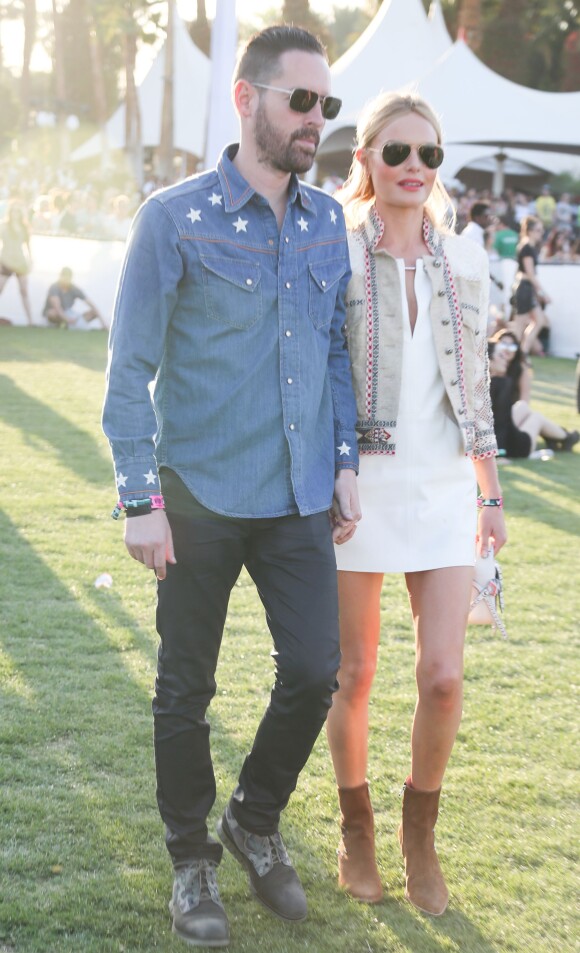 Kate Bosworth et son mari Michael Polish - People au 2ème jour du Festival "Coachella Valley Music and Arts" à Indio le 12 avril 2015. 