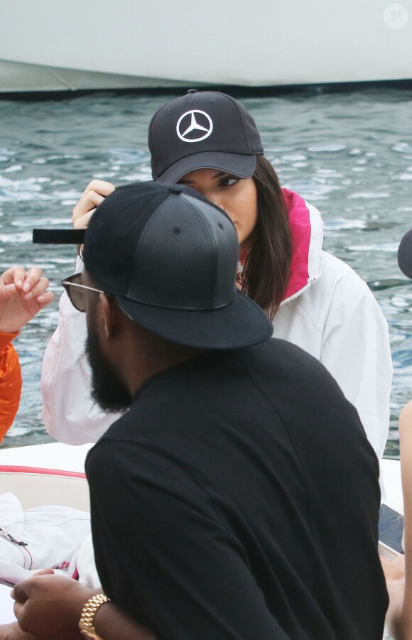 Kendall Jenner est à Monaco pour assister au Grand Prix de Formule 1 le 24 mai 2015. 