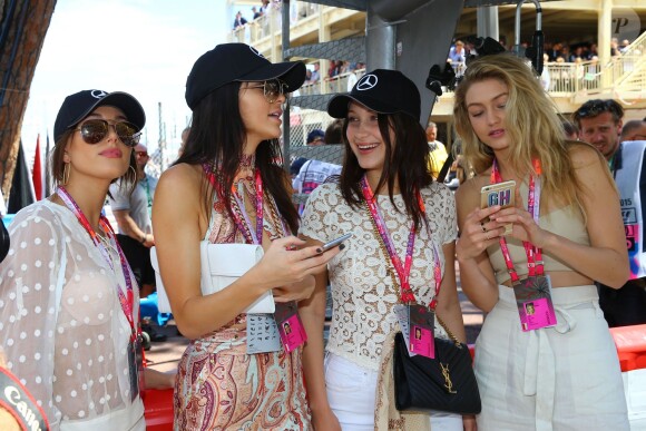 Hayley Baldwin, Kendall Jenner, Bella Hadid et Gigi Hadid - People au Grand Prix de formule 1 de Monaco le 24 mai 2015 