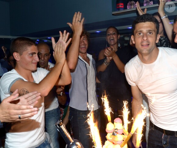 Le joueur de football, Thiago Motta fête son anniversaire au Queen à Paris le 28 août 2012.