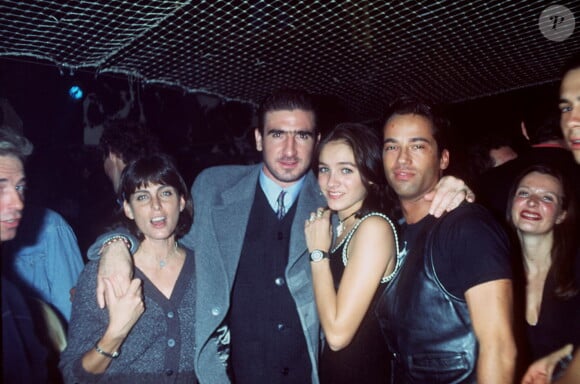 Eric Cantona au Queen à Paris le 10 octobre 1994.