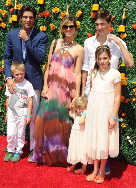 Nacho Figueras, Delfina Blaquier et sa famille lors du 8e tournoi de Polo Veuve Clicquot près de New York le 30 mai 2015