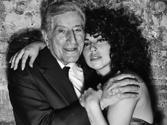 Lady Gaga et Tony Bennett, égéries de la nouvelle campagne de publicité de Noël de H&M.  