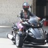 Amber Rose surprise au guidon de son trois-roues à Beverly Hills. Los Angeles, le 1er juin 2015.