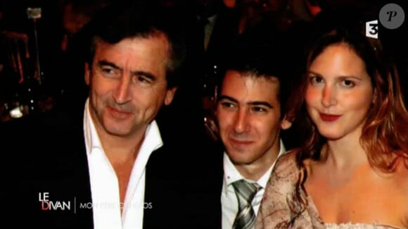 Bernard-Henri Lévy évoque ses deux enfants dans l'émission Le Divan présentée par Marc-Olivier Fogiel. Le 2 juin 2015.