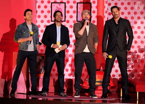 Channing Tatum, Joe Manganiello, Matt Bomer et Adam Rodriguez aux MTV Movie Awards 2015 à Los Angeles.