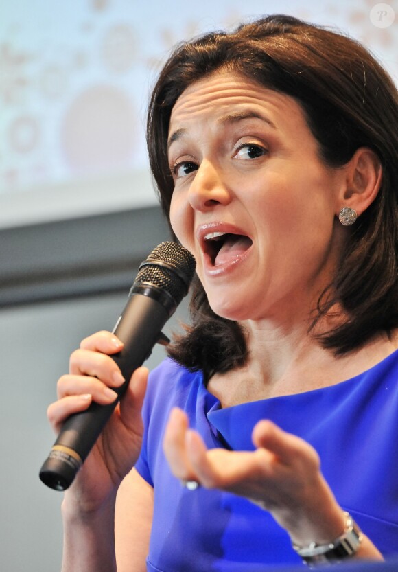 Sheryl Sandberg ( COO de Facebook) a Tokyo pour la sortie de son livre "Lean In" en japonais le 2 juillet 2013