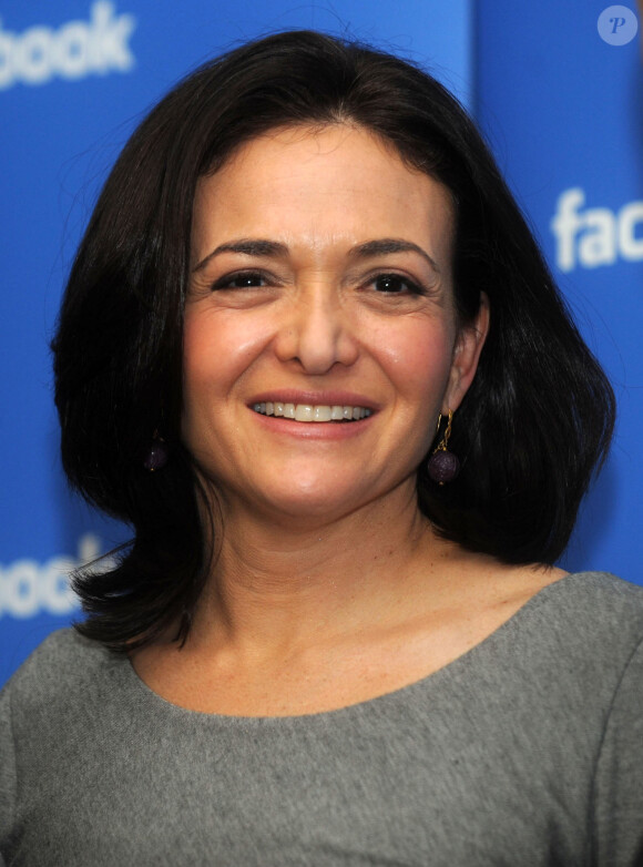 Sheryl Sandberg lors d'une conférence à New York le 2 décembre 2011
