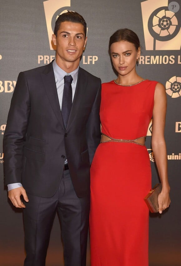 Cristiano Ronaldo et Irina Shayk à la soirée de gala de la Liga de football à Madrid en Espagne le 27 octobre 2014