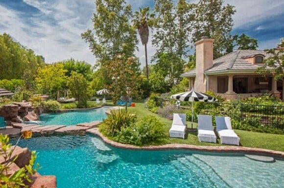 Denise Richards a mis en vente sa villa de Los Angeles pour 7,7 millions de dollars
