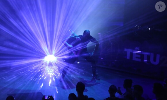 Brahim Zaibat sur scène - Soirée des 20 ans de Têtu au YoYo à Paris, le 6 juin 2015. 