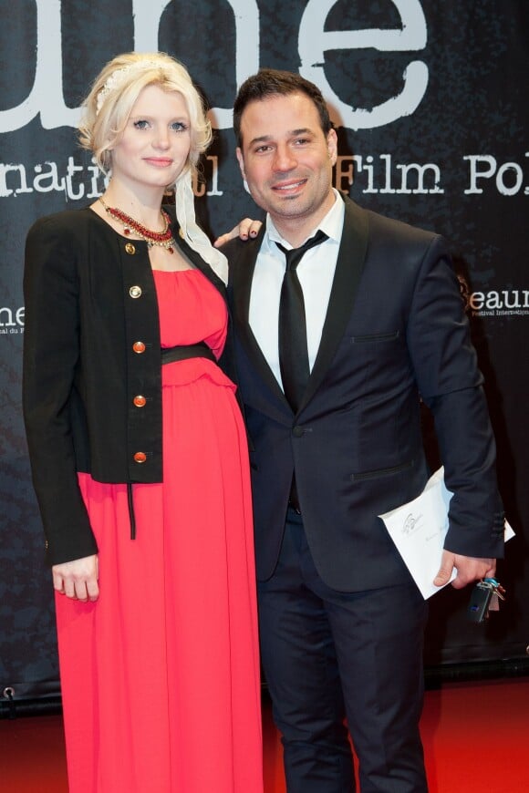 Mario Barravecchia (Star Academy 1) et sa compagne, enceinte, lors de l'ouverture du festival international du film de Beaune le 25 mars 2015
