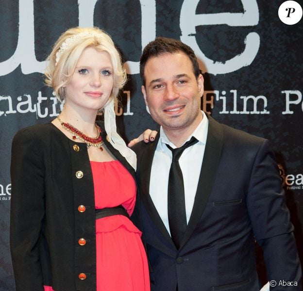 Mario Barravecchia (Star Academy 1) et sa compagne, enceinte, lors de l'ouverture du festival international du film de Beaune le 25 mars 2015