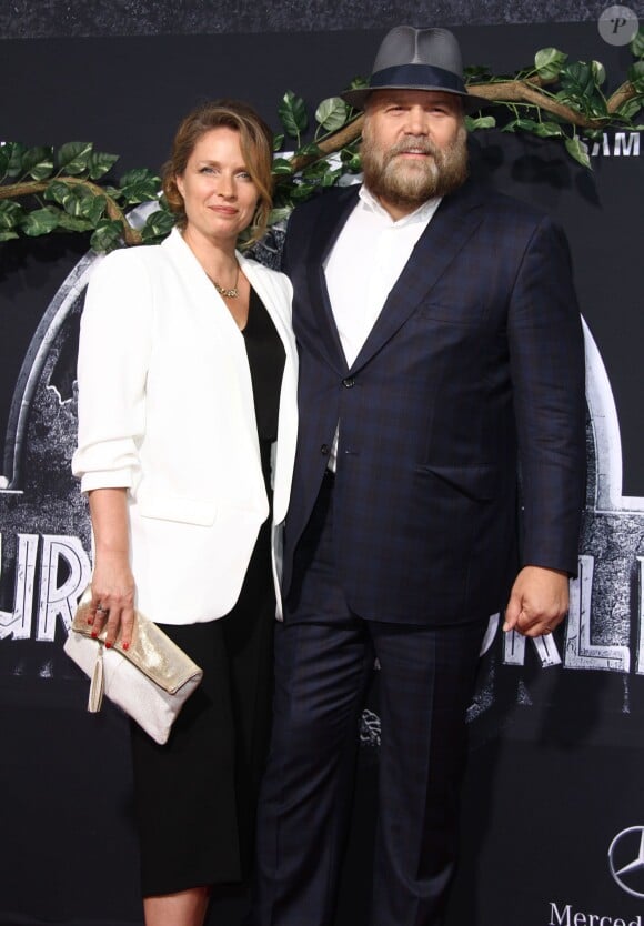 Vincent D'Onofrio et sa femme Carin van der Donk à la première de Jurassic World au Dolby Theatre à Hollywood, le 9 juin 2015.