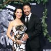 Brian Tee et sa femme Mirelly Taylor enceinte à la première de Jurassic World au Dolby Theatre à Hollywood, le 9 juin 2015.