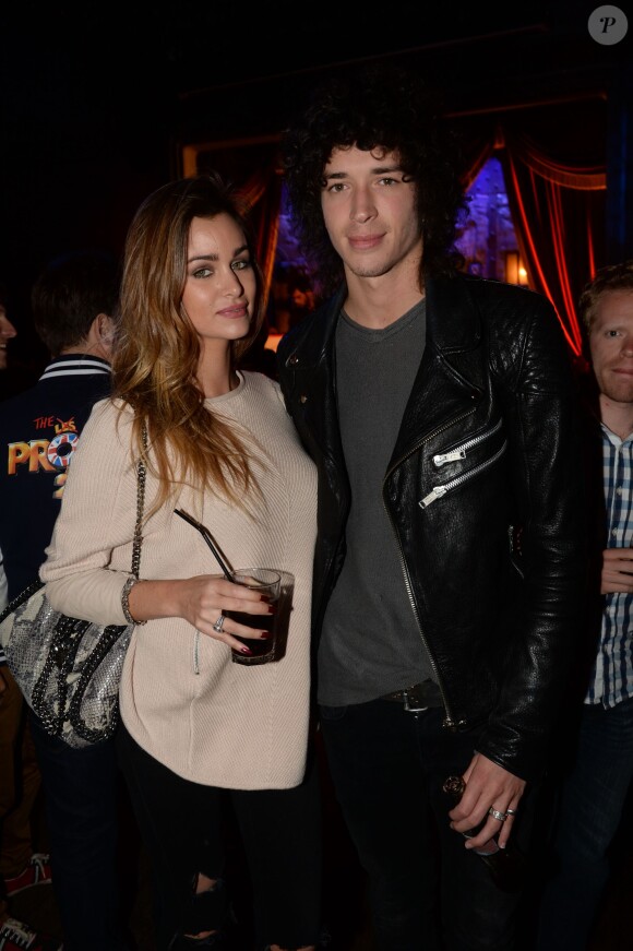 Exclusif - Julian Perretta (ex-compagnon de Pamela Anderson) et sa compagne Elisa Bachir Bey lors de l'aftershow du film Les Profs 2 au Comedy Club à Paris, le 9 juin 2015.